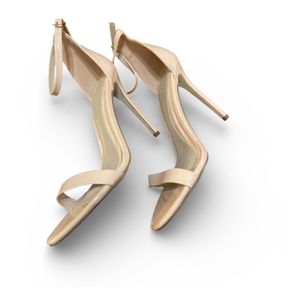 MISSGUIDED Nude Patent Ankle Strap Round Toe Barely There Heels Size 9‎